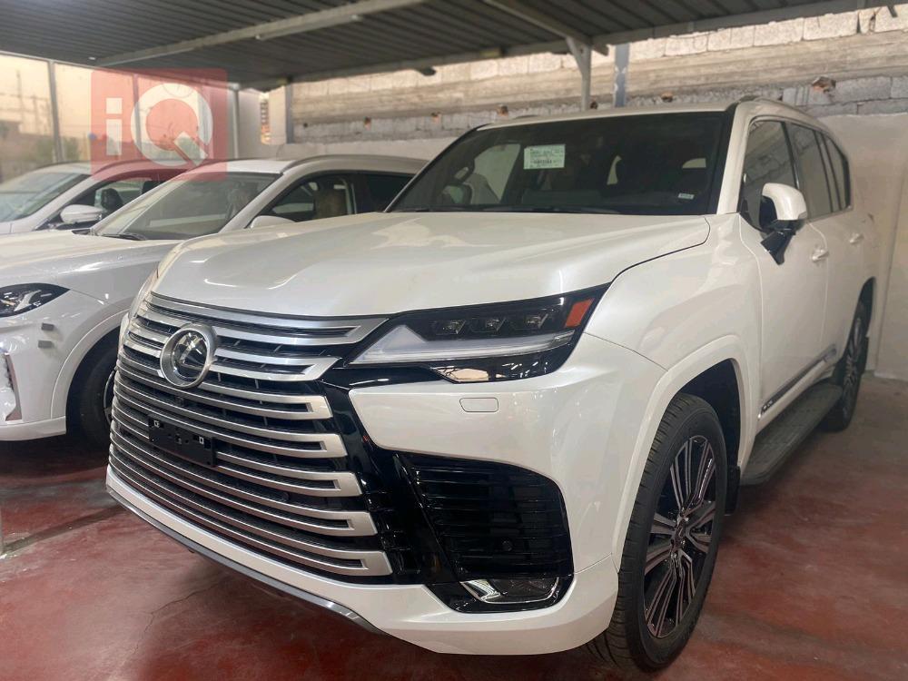 Lexus LX